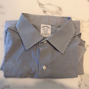 Classic Brooks Brother’s Striped Men's Dress Shirt